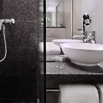 Hotel One 3*