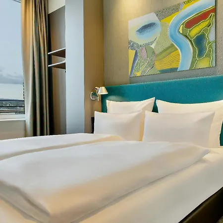 Hotel One