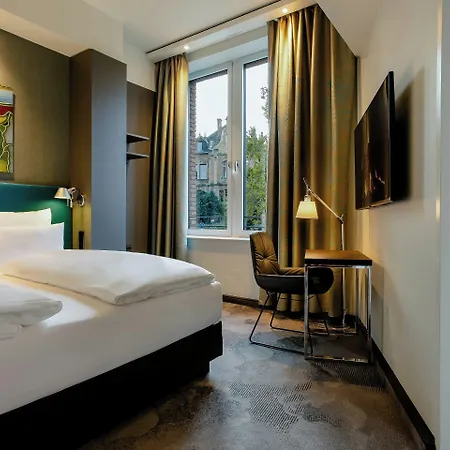 One Hotel 3*